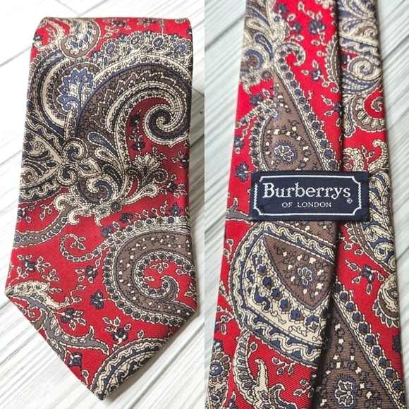 Vintage Burberry Pure Silk Necktie in Red and Blue Paisley